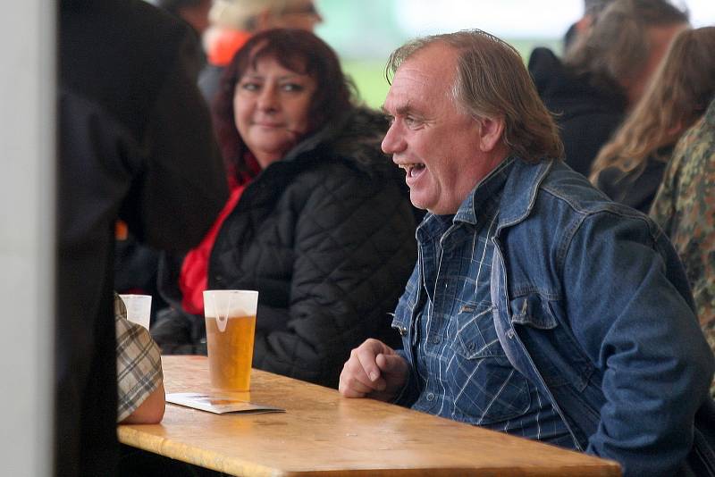 První ročník hudebně pivního festivalu Beer Fest Brno 2017 na fotbalovém stadion za Lužánkami v Brně.