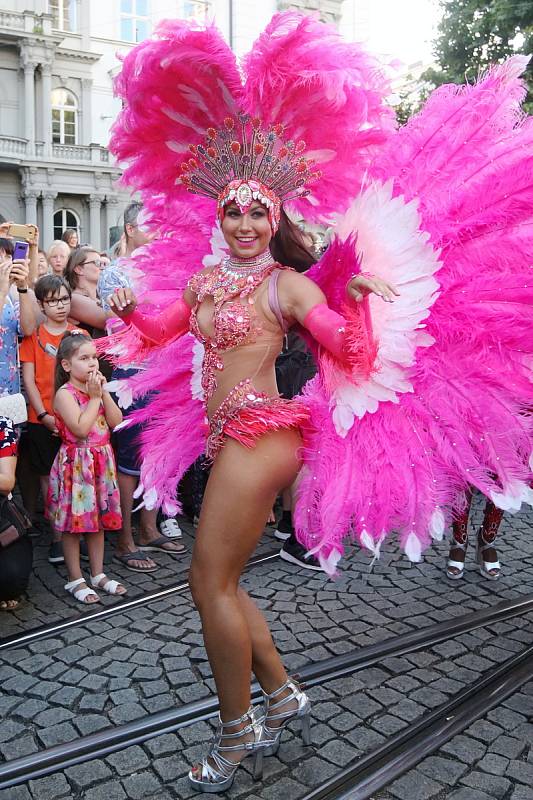 Brno 31.7.2020 - karnevalovým průvodem začal Brasil Fest Brno