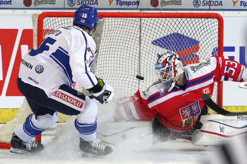 Hokejisté v generálce na MS porazili Finsko 3:2 po nájezdech.