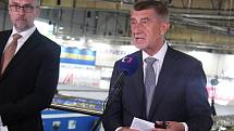 Ve středu začal na brněnském výstavišti mezinárodní veletrh obranné a bezpečnostní techniky Idet. Navštívil ho i předseda vlády Andrej Babiš a ministr obrany Lubomír Metnar.