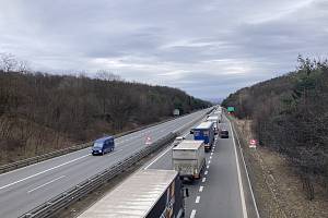 Ve středu se na dálnici D1 ve směru na Brno tvořila i kolona.