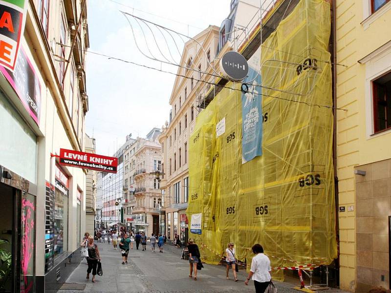 Na to, jak bude po otevření vypadat pivnice U Stopků, si Brňané počkají nejméně do konce roku, kdy má skončit její rekonstrukce.