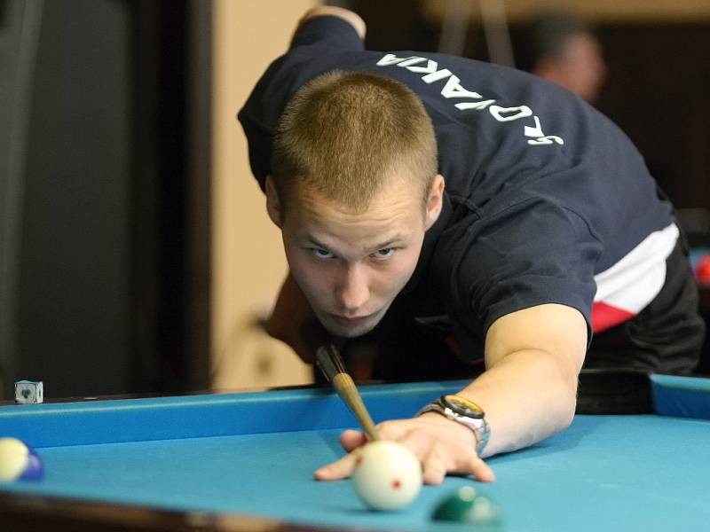 Jasné vítězství 13:8 si připsali hráči České republiky nad protějšky ze Slovenska při prvním ročníku mezistátního utkání v poolbilliardu Federal Cup. Souboj nad zelenými stoly hostil brněnský klub Delta Billiard v pasáži hotelu Slovan.