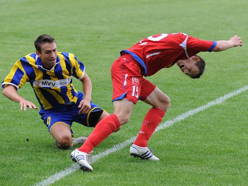 Hráči 1. FC Brno nenavázali na úvodní přípravné utkání sobotního dne proti juniorce Zlína a ve druhém duelu prohráli na hřišti v Chrlicích s druholigovou Opavou 1:2.