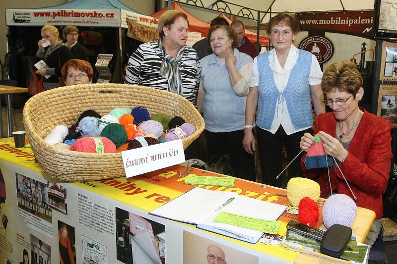  Až třicet tisíc návštěvníků letos očekávají organizátoři veletrhů Go a Regiontour na brněnském výstavišti. Akce ve čtvrtek zahájila pro odborníky, v pátek otevírá i pro ostatní návštěvníky.