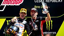 Finálový závod Moto3 Velká cena České republiky, závod mistrovství světa silničních motocyklů v Brně 4. srpna 2019. Na snímku výtěz (vlevo) Aron Canet (SPA).