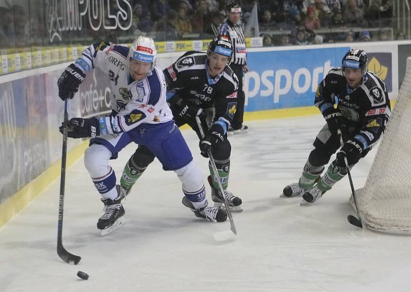 Hokejisté brněnské Komety v poklidu zvládli domácí utkání 24. kola extraligy, když porazili neoblíbenou Mladou Boleslav 3:0.