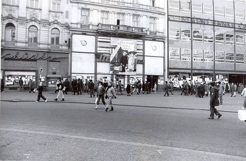 V listopadu 1989 demonstrovalo i Brno. Kromě řady protestů se uskutečnila i generální stávka.