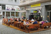 Restauratéři budou od příštího roku pravděpodobně platit za zahrádky v Brně-středu násobně vyšší částky.