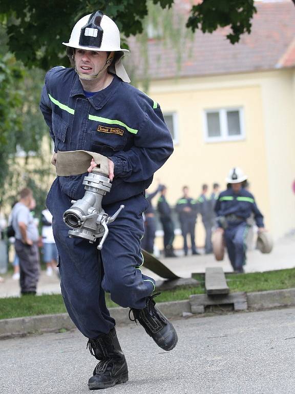 Soutěž hasičů v Pozořicích.