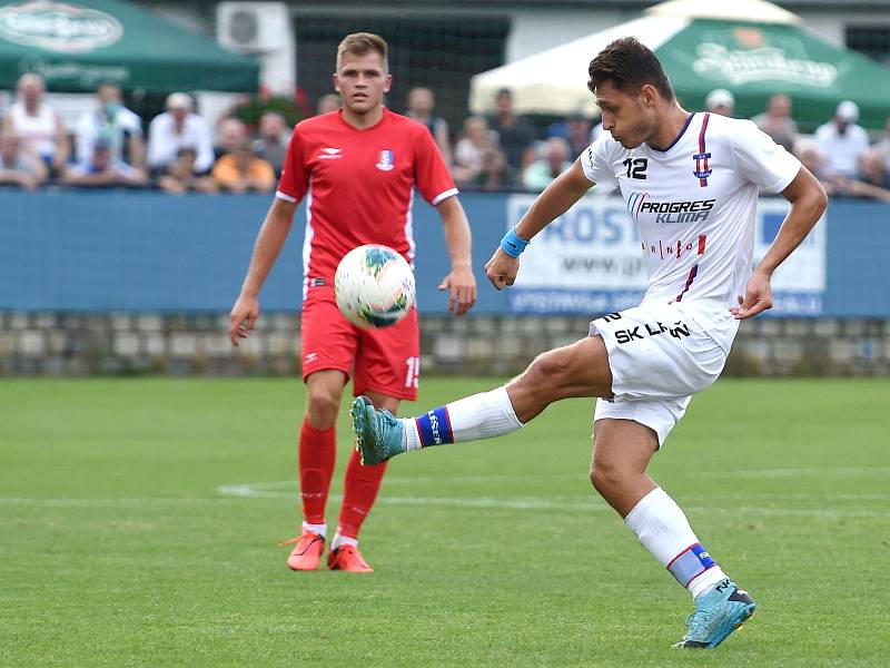 29.8.2020 - domácí SK Líšeň v bílém (Jakub Kučera) proti FK Blansko