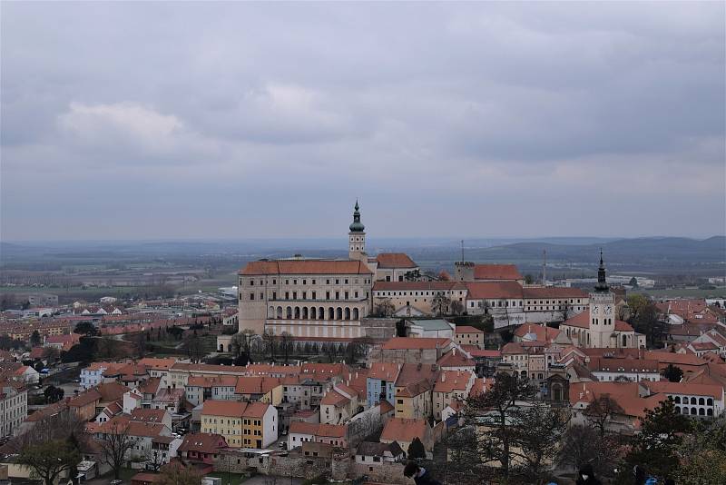 Jednotlivá zastavení na Křížové cestě k mikulovskému Svatému kopečku