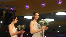Načerpat inspiraci na svůj velký den přišly v sobotu do brněnského obchodního centra Futurum stovky budoucích nevěst a ženichů.