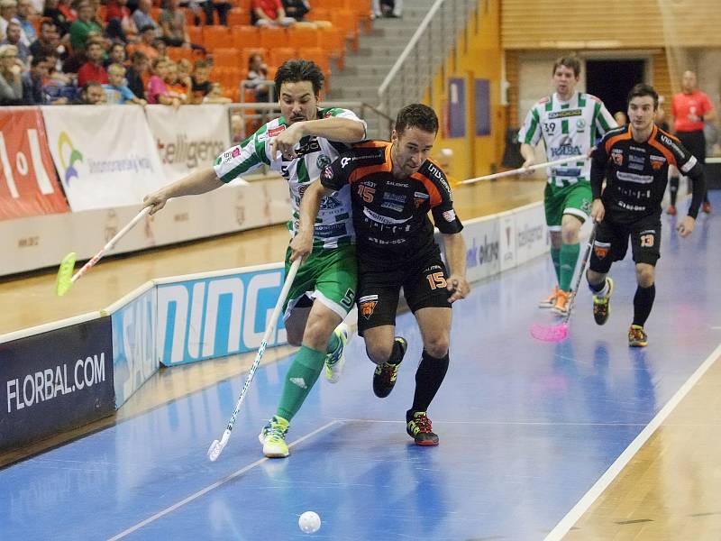 Florbalisté Bulldogs Brno prohrávali doma s pražskými Bohemians už 2:4, v půlce duelu však za tři minuty dali tři branky a výhru 5:4 si už ve třetí části pohlídali. 