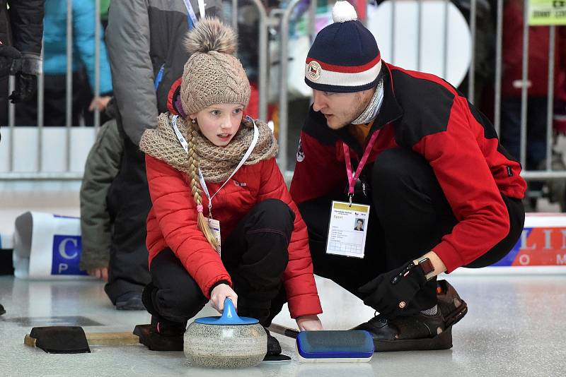 Olympijský festival v areálu brněnského výstaviště 19.2.2018. Na besedu s Deníkem dorazili krasobruslaři Kateřina Mrázová a Martin Šimeček.