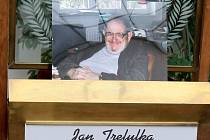 Poslední rozloučení s publicistou, literárním kritikem, prozaikem a signatářem Charty 77 Janem Trefulkou v Brně.