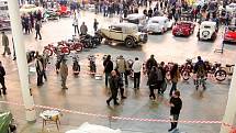 V areálu brněnského Výstaviště se konal další ročník prodejní výstavy a burzy náhradních dílů na veterány automobilů a motocyklů.