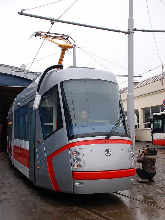 Nová Porsche tramvaj v Brně má sedačky 'normálně' - Brněnský deník