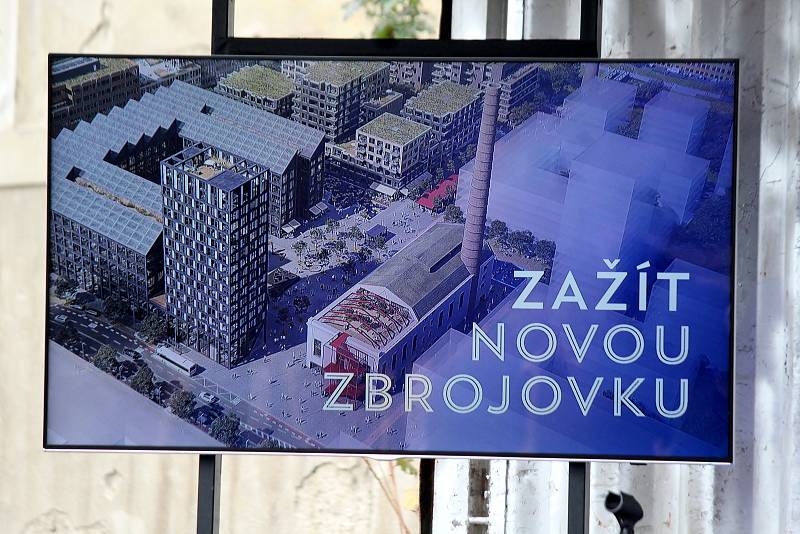 V areálu Nové Zbrojovky v brněnských Židenicích v pátek otevřeli náměstí. Areál projde velkou proměnou. Vzniknou tam nové byty i škola a školka.