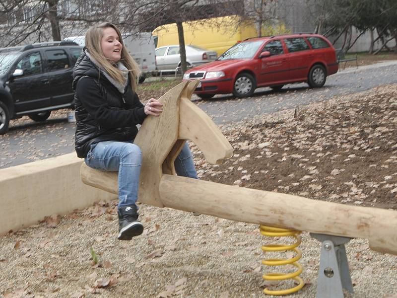 Zrekonstruovaný park na Moravském náměstí a u Janáčkova divadla.