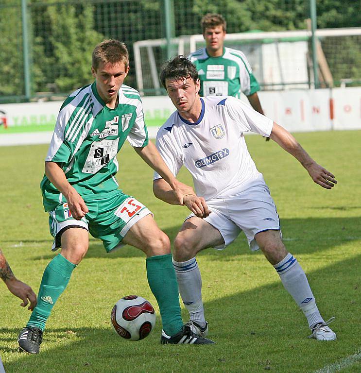 Fotbalisté Bystrce v zápase s Břeclaví.