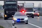 Více než dva miliony korun vybrali letos do října policisté na jihu Moravy na pokutách za přetížené dodávky a nákladní auta.