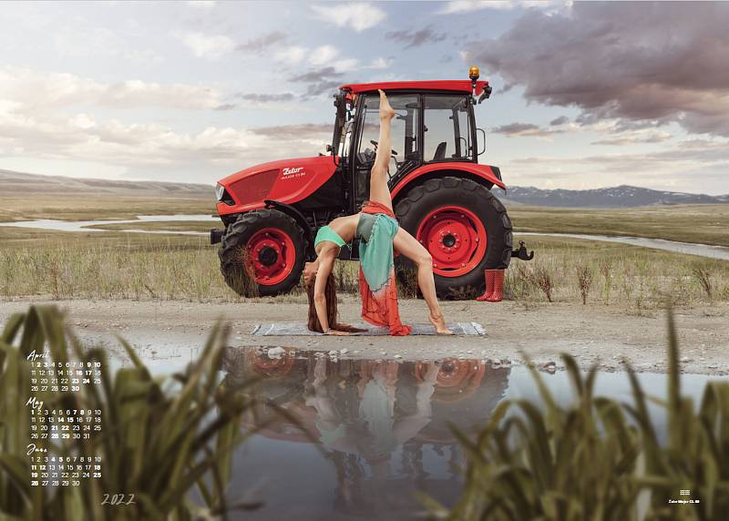 Brněnský výrobce traktorů Zetor připravil nové kalendáře pro příští rok.