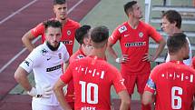 28. kolo F:NL: FC Slavoj Vyšehrad (modrá) - FC Zbrojovka Brno (červená)