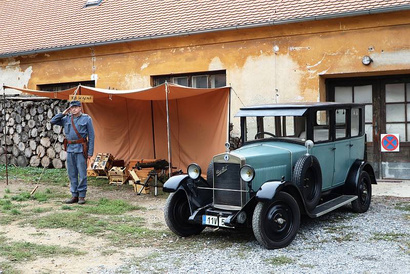 Na hradě Veveří si v sobotu připomněli padlé za světové války. Přítomní zhlédli i bitvu nazvanou Srbsko 1914.