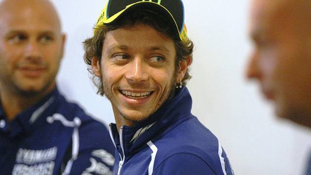 Z jezdců prestižní třídy MotoGP, ve které startuje i Brňan Karel Abraham, bude na jihu Moravy bojovat o body už poosmnácté v řadě i Valentino Rossi (na snímku).