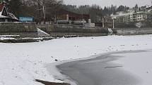 Brněnská přehrada je na polovině kapacity kvůli výjimečně suchému loňskému roku, který byl druhý nejsušší po extrémním roce 2003.