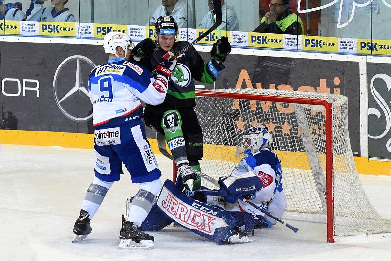 Hokejisté Komety Brno (v bílém) podlehli Mladé Boleslavi 0:2.