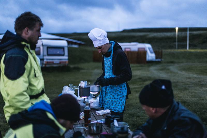 Šestičlenná skupina cestovatelů na babetách ujela za třiadvacet dní po Islandu téměř dva tisíce kilometrů.