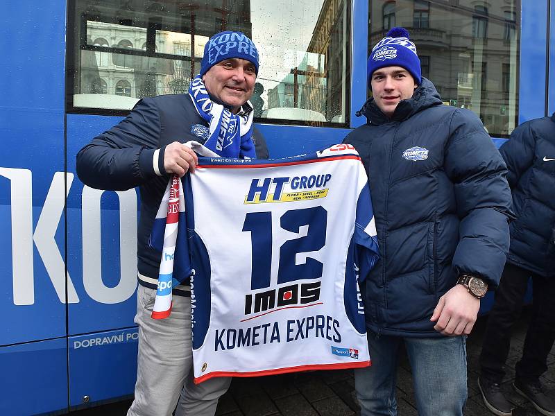 Křest tramvaje Kometa Expres na náměstí Svobody v Brně.