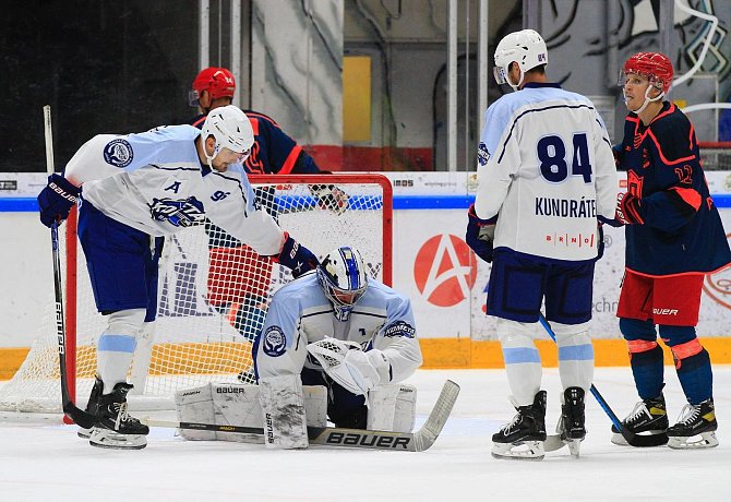 Hokejisté Komety si v předposledním domácím zápase přípravy zahráli se slovenským Zvolenem.