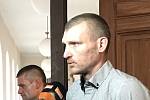 Podle Krajského soudu brněnský policista David Važan zneužil své pravomoci tím, že v roce 2017 z interní databáze vytáhl citlivé informace, a ty předal svým dvěma známým.