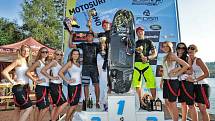 Motosurf, nebo taky Jet Surf, je unikátní surfové prkno vybavené motorem.