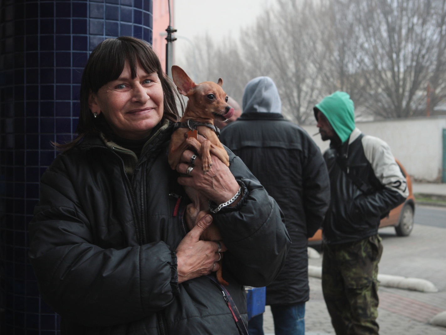 K Vánocům dostali bezdomovci ponožky a krmení pro psy - Brněnský deník