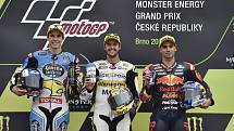 Monster Energy Grand Prix České republiky 2017, stupně vítězů Moto 2, zleva Alex Márquez, Thomas Luthi a Miguel Oliveira.