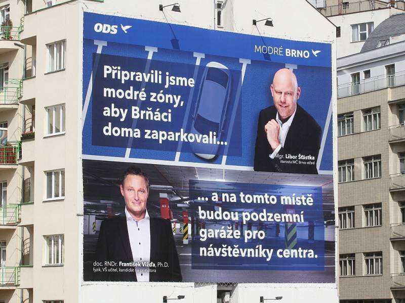 Zaměnitelné a bez jednoznačného sdělení jsou podle odborníků předvolební slogany brněnských politických stran. 