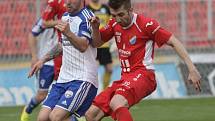 Fotbalisté Baníku Ostrava po trenérské výměně nečekaně ožili a ve 25. kola první ligy zvítězili v Brně nad Znojmem vysoko 4:0