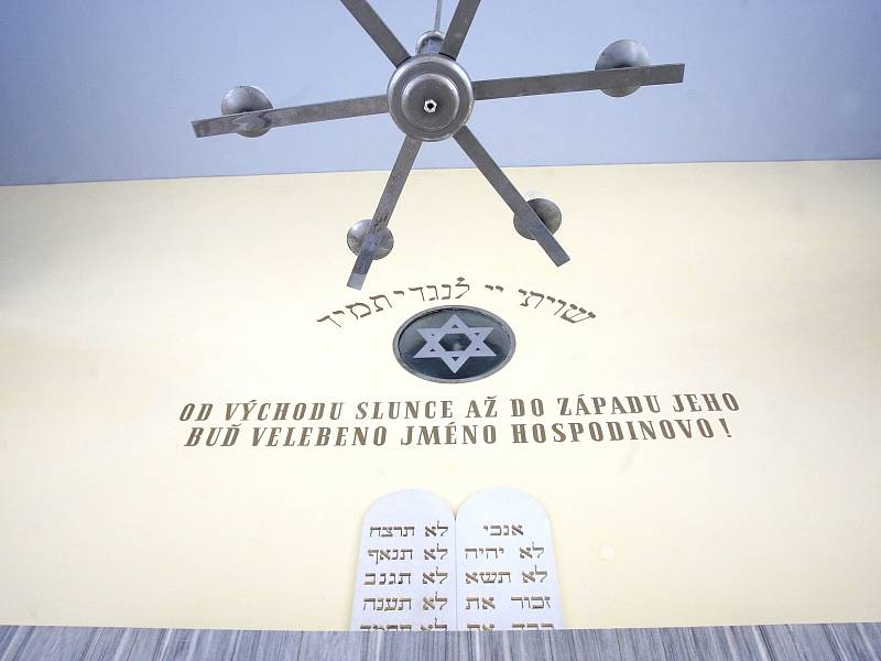 Oprava židovské synagogy v brněnské ulici Skořepka.