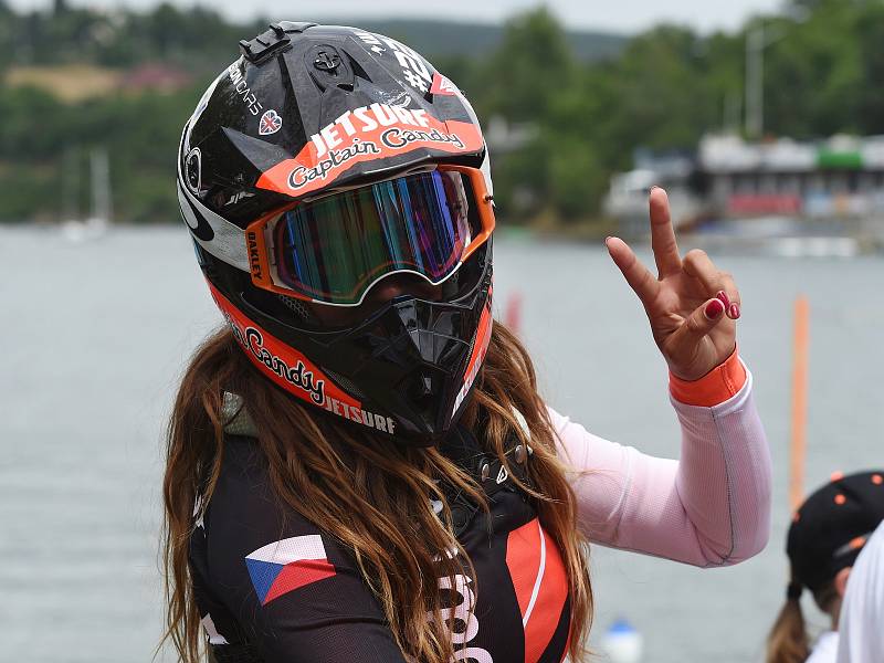 Závody seriálu MotoSurf WorldCup na Brněnské přehradě.