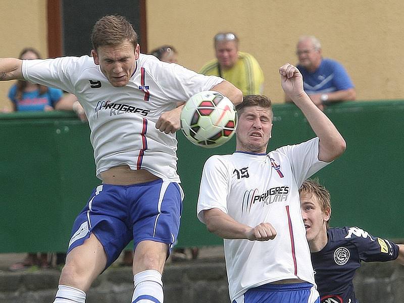 Fotbalisté Líšně v Moravskoslezské lize v posledních třech kolech soutěže porazili HFK Olomouc 5:0, rezervu mistrovské Sigmy 2:1 na jejím hřišti a v sobotu doma (na snímku) zakončili ročník výhrou 2:1 nad 1. FC Slovácko B. 