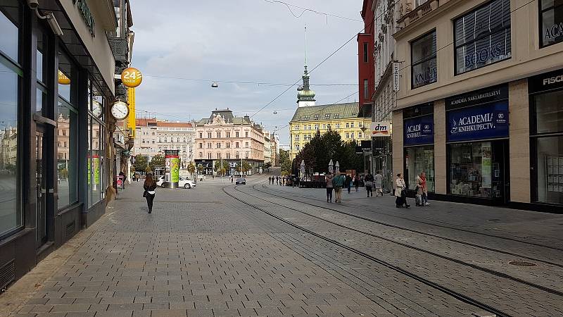 Centrum města v době opatření proti šíření koronaviru.