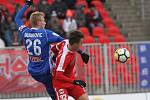 Fotbalisté Zbrojovky Brno (v červeném) porazili Olomouc 1:0.