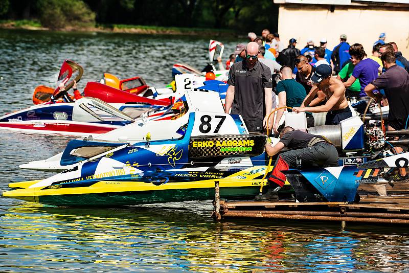 Na rybníku Olšovec se o víkendu jely závody světového šampionátu HydroGP.