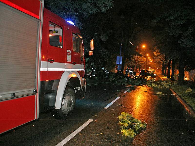 Následky středeční bouřky v Brně.