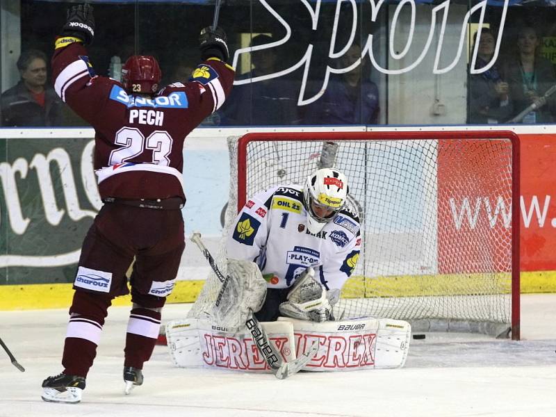 Brněnští hokejisté ve čtvrtém semifinále podlehli Spartě 3:5. Před pátým zápasem v Praze je stav sérii 2:2