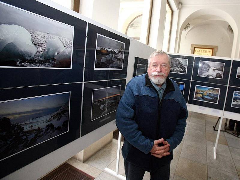 Petr Volf vystavuje v Dietrichsteinském paláci sérii fotografií ze soustroví Špicberky.